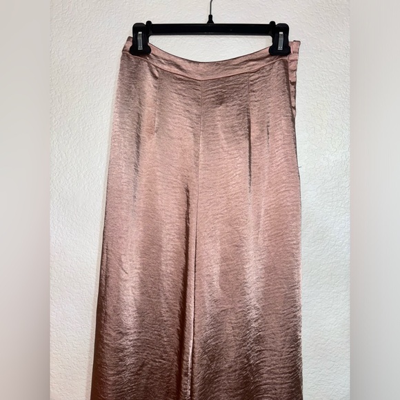 Nasty Gal light pink rose~ satin trousers/pants, brand new with tags, size 2 - Picture 5 of 6